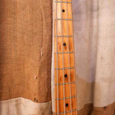 Fender Precision Bass 1952 - White - Refin image 4