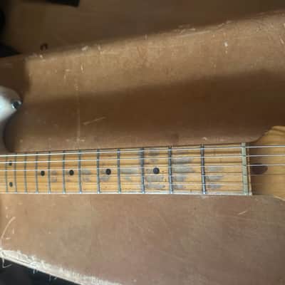 Fender Musicmaster with Maple Fretboard 1957 - Desert Sand image 18