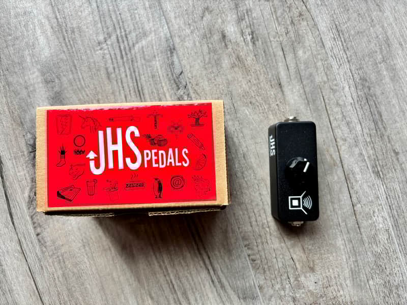 JHS Little Black Amp Box