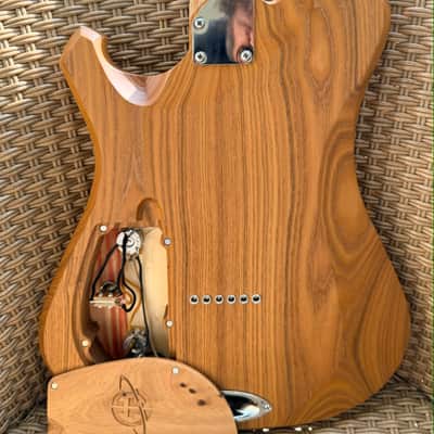 Gravity Guitar Venus image 10