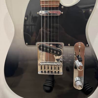 Fender Player Plus Telecaster 2021 - Silver Smoke image 2