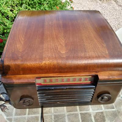Vintage RCA Victor Victrola Model 65U Tube Radio & Phonograph Combo image 9