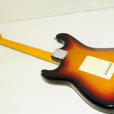Fender JAPAN STRATOCASTER electric guitar Ref No.5522 image 12