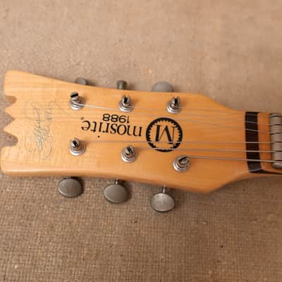 Mosrite M-88 1988 - Goldburst image 8
