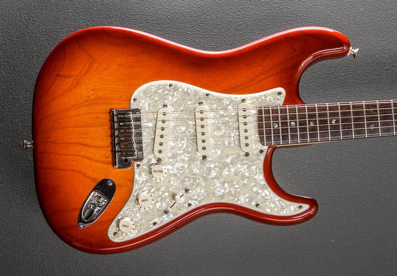 Fender Used American Deluxe Strat '05 image 1