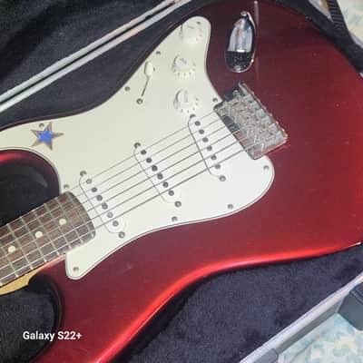 Fender Stratocaster 2008 - ruby red image 4