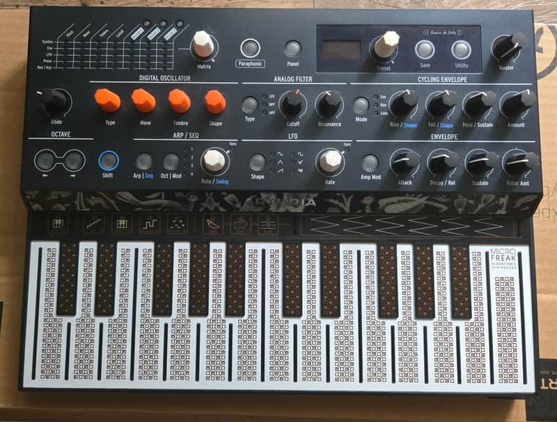 Arturia MicroFreak 25-Key Algorithmic Synthesizer 2019 - Present - Black