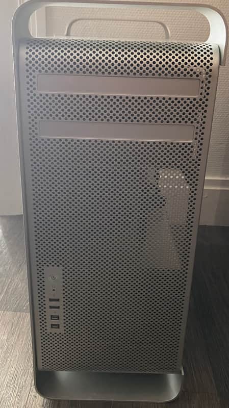 Apple Mac Pro 5.1 (2x6 coeurs à 3,46hz - 64Go) image 1