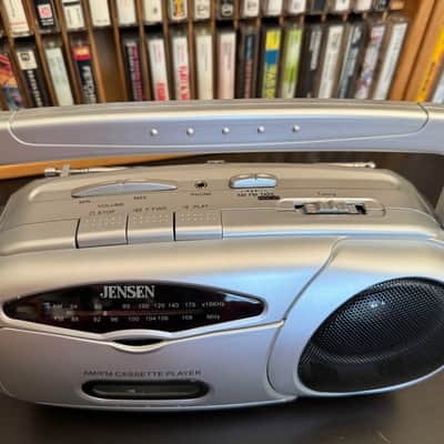 Jensen MCP-150 Portable Cassette Player image 3