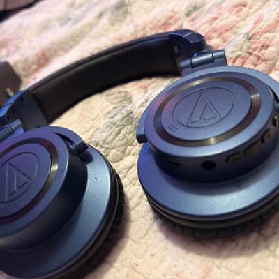 Audio-Technica ATH-M50xBT2 – Limited Edition Deep Sea image 4