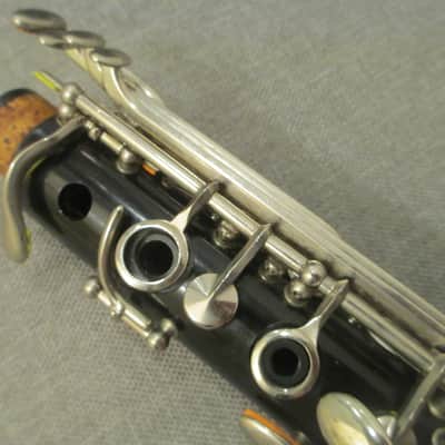 Vito Reso-Tone 3 Bb student clarinet image 11
