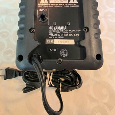 Yamaha Yamaha KS-10 Powered Speaker. image 3