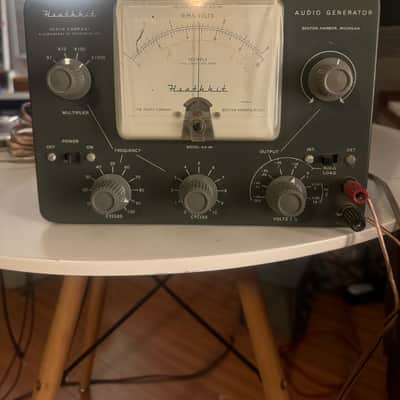 Heathkit AG-9A Vintage Audio Generator / Audio Oscillator – Tested & Working image 2