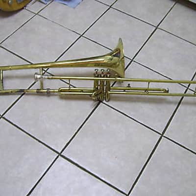 Brand new Valve trombone, with case and mouthpiece image 3