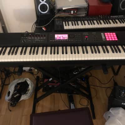 Roland FA-08 88-Key Music Workstation 2014 - Present Black