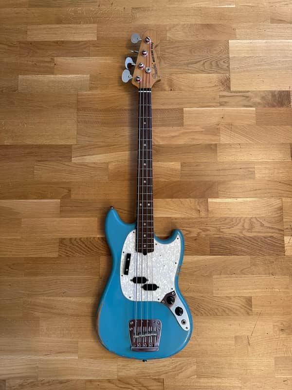 Fender Fender JMJ Road Worn Mustang Bass 2022 - Faded Daphne Blue