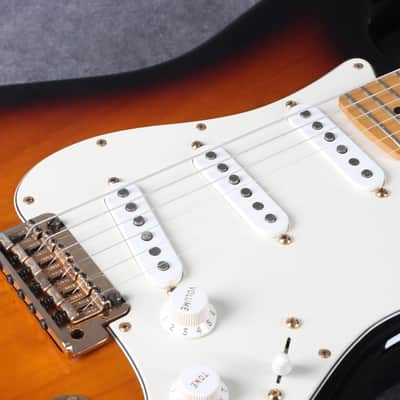 Fender American Standard Stratocaster 60th Anniversary- Bourbon Burst - 2nd Hand image 15