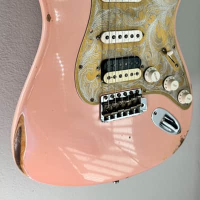 Fender Custom Shop Limited Edition Tyler Bryant “Pinky” Stratocaster Relic image 3