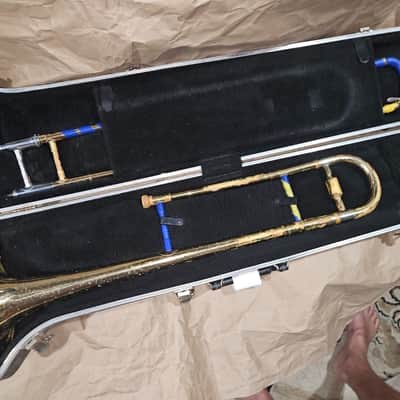 Blessing Scholastic Trombone with Case & Mouthpiece. USA. Good condition image 3