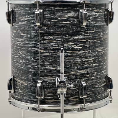 Ludwig 22/13/16" Classic Maple Fab Outfit - Black Oyster Pearl image 20