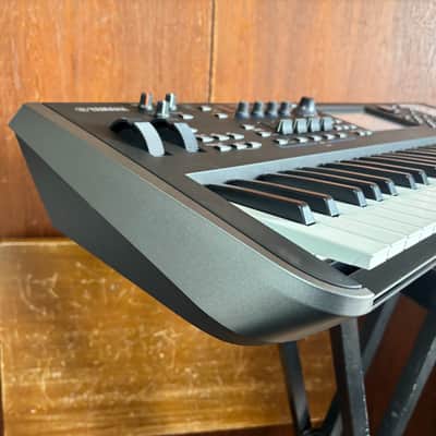 Yamaha MODX6 61 Semi Weighted Key Synthesizer w/ power supply image 6