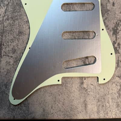 BMC Standard Stratocaster® Strat® Pickguard 3 Ply 11 Hole SSS Single Single Single Mint Green [L21] image 2