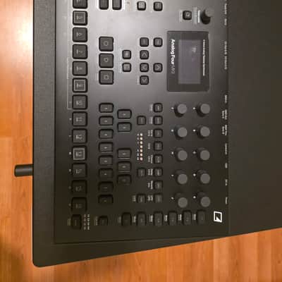 Elektron Analog Four MKII 4-Voice Tabletop Analog Synthesizer 2020 - Present - Black image 3