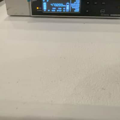 Sennheiser EW-D 835-S Wireless Handheld Mic System Q1-6 image 4