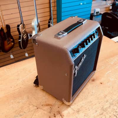 Fender Acoustasonic 15 Acoustic Guitar Combo Amp Bild 2