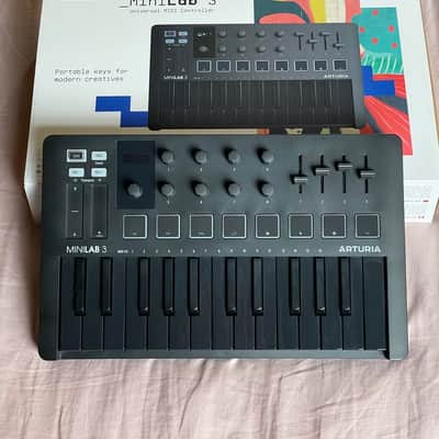 Arturia MiniLab MKIII 25-Key MIDI Controller Deep Black 2022 - Present - Black