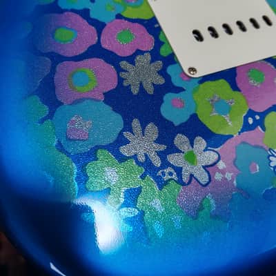 *NEW IN BOX* 2025 Fender Japan Limited Edition Stratocaster Blue Flower - low tariffs image 16
