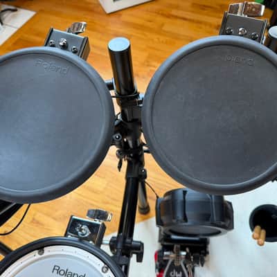 Roland TD-11K Electronic Drum Kit with DW 5000 Double Chain Pedal and Roc n Soc Throne image 4