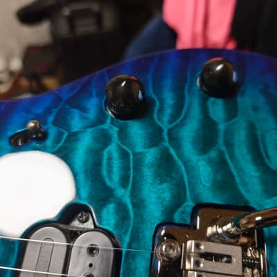 Sterling MAJ270X QM John Petrucci Signature Majesty DiMarzio 2020 - 2024 - Cerulean Paradise image 10