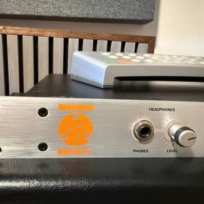 Dangerous Music MONITOR ST Remote-Controlled Stereo Monitor Controller 2005 - 2020 - Silver image 8
