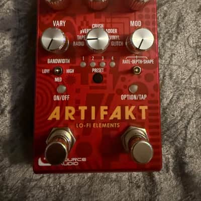 Source Audio Artifakt Lo-fi Elements 2024 - Present Red image 1