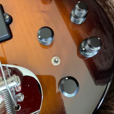 Lakland 44-14 Three Tone Sunburst, John East Preamp, Nordstrand, Bartolini Pickups image 5