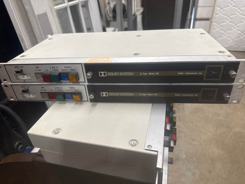 Dolby system 361 Type A Noise Reduction with CAT 22 cards. | Reverb
