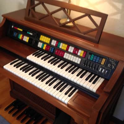 Lowrey Magic Genie Holiday Organ 🎹 Model TGS • Retro Coolness! (NYC AREA) image 4
