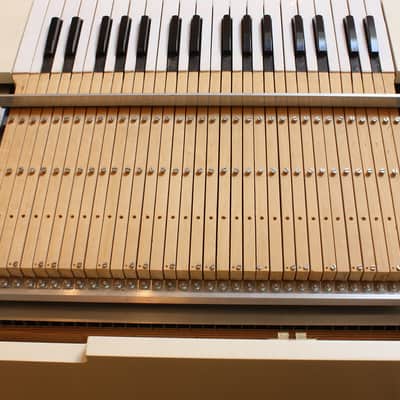 Streetly Electronics Mellotron M400 White image 10
