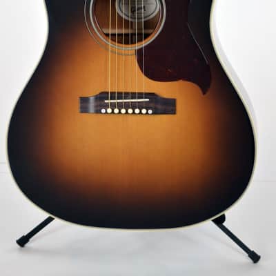 Gibson Hummingbird Pro Cutaway Acoustic/Electric Vintage Sunburst image 2