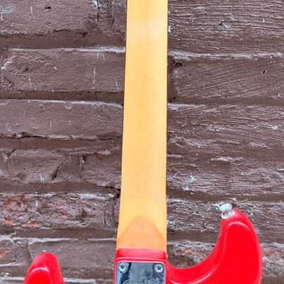 Squier by Fender Mini Stratocaster 3/4-Size Electric Guitar image 14