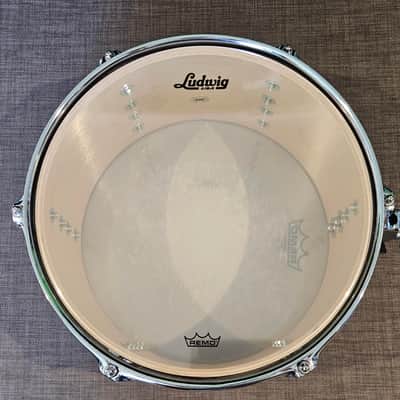 Ludwig Classic Maple Tom 12x8 2025 - Vintage Black Oyster image 5