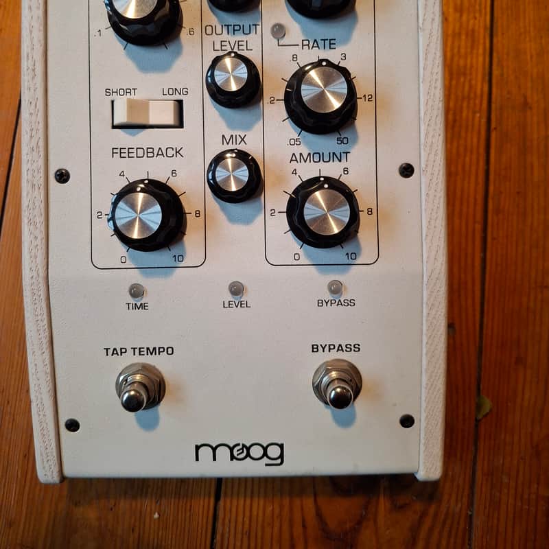 2012 Moog MF-104M Moogerfooger Analog Delay White