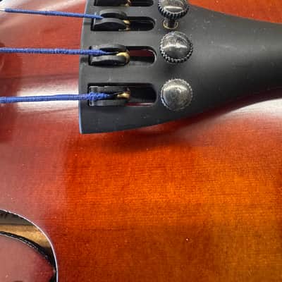 Knilling KVN1044 4/4 Violin.(Case)(Bow) image 4