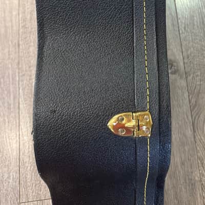 Guild Vintage Hard Shell Guitar Case – Fits Ovation Roundback Acoustic image 11