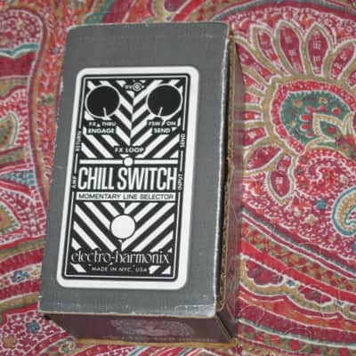 very lightly handled Electro Harmonix EMPTY CARDBOARD BOX + orig Owner's Instructions ONLY for Chillswitch Momentary Line Selector (NO pedal, NO warranty / registration paperwork) specifically from 2012 (can be home for different year Chillswitch pedal) image 4