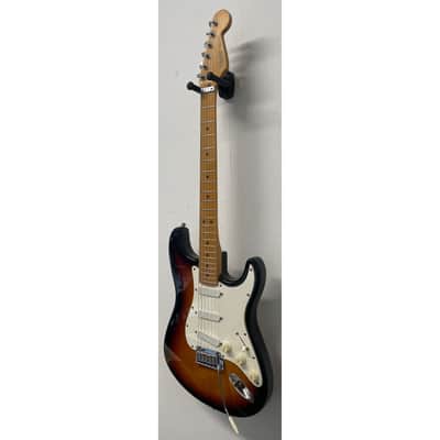 Fender USA Stratocaster 1989 in 3 Tone Sunburst with Fender Lace Sensor Pickups and Hardcase Pre-Owned image 2