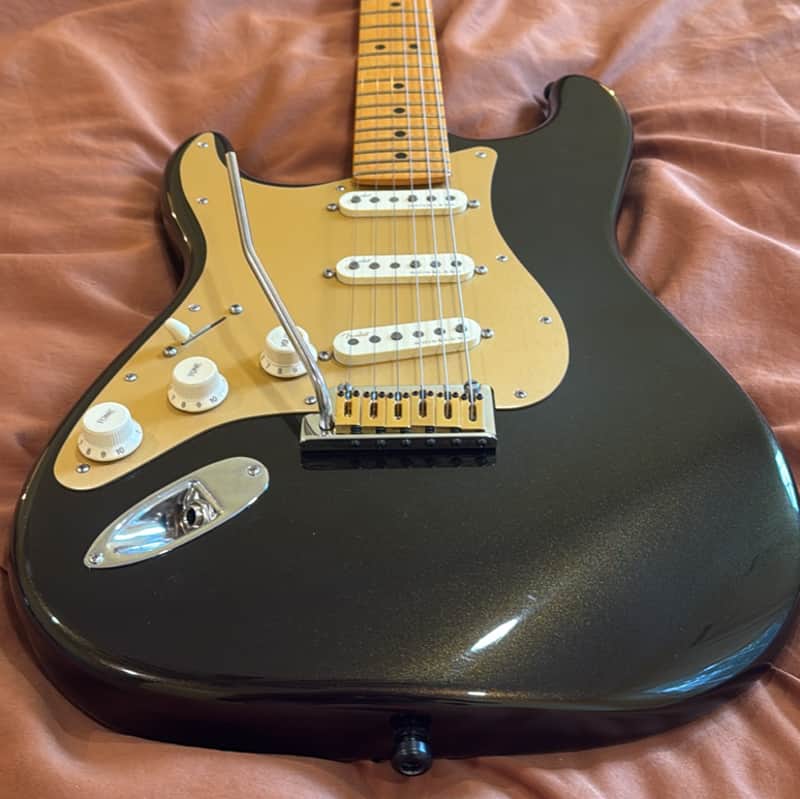 Fender Stratocaster American Ultra 2021 - Texas Tea image 1