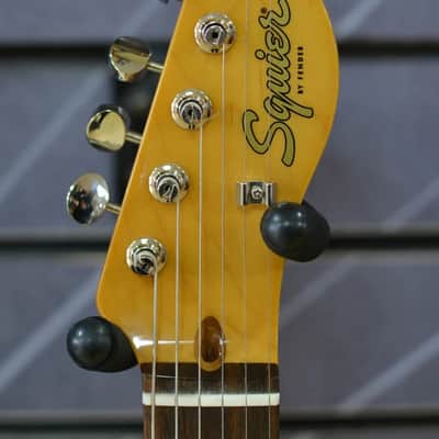 Fender Squier Limited Edition Classic Vibe 60's Custom Esquire Dakota Red image 4