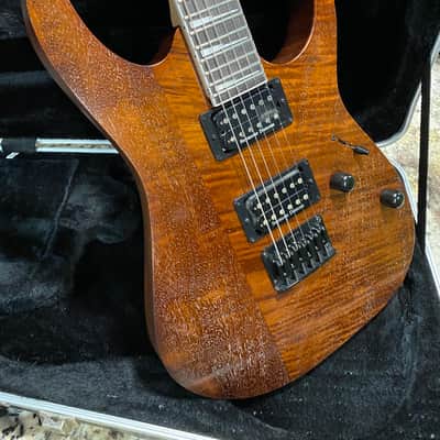 2023 Ibanez Gio GRG121DX Walnut - Figured Body image 6